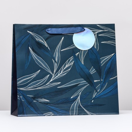 Gift "Illusion" packet 36 x 32 x 12 cm