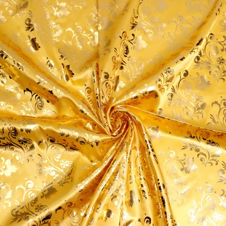 Atlas flap, beige with a golden pattern, 100 × 150 cm