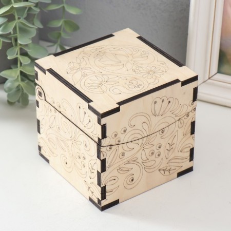 Casket-Cub for painting "Curls" 10.7x10.7x10.7 cm, plywood 6mm