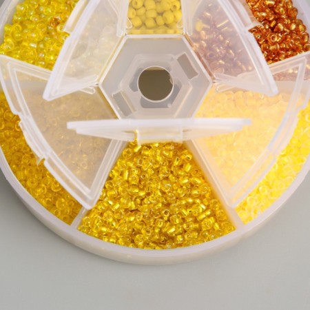 Glass beads 8/0 (3 mm) in the casket "yellow" 6 colors x 10 g 8x8x2 cm-1