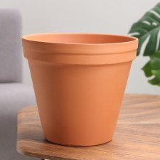 Flower pot 