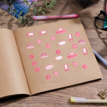 Paper stickers on the Small Lady substrate, for a diary of 6 × 21 cm-7