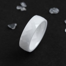 Ring ceramics “minimal” rhombus cutting, 6mm, white color, 17.5 size