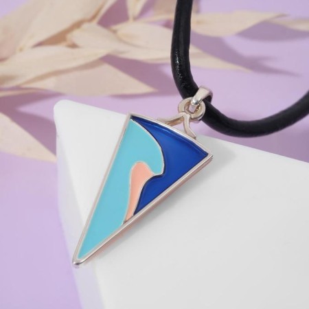 Piece on the “brightness” cord triangle, the color of turquoise blue in silver, l = 42cm