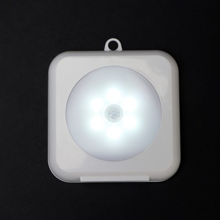 LED lamp with a motion sensor, 6 LED, 2.5 watts, from batteries 3*AAA, 6500k, white